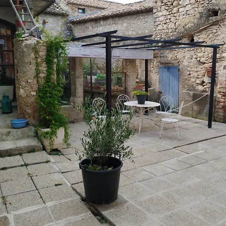 L Atelier De Raymond Verfeuil